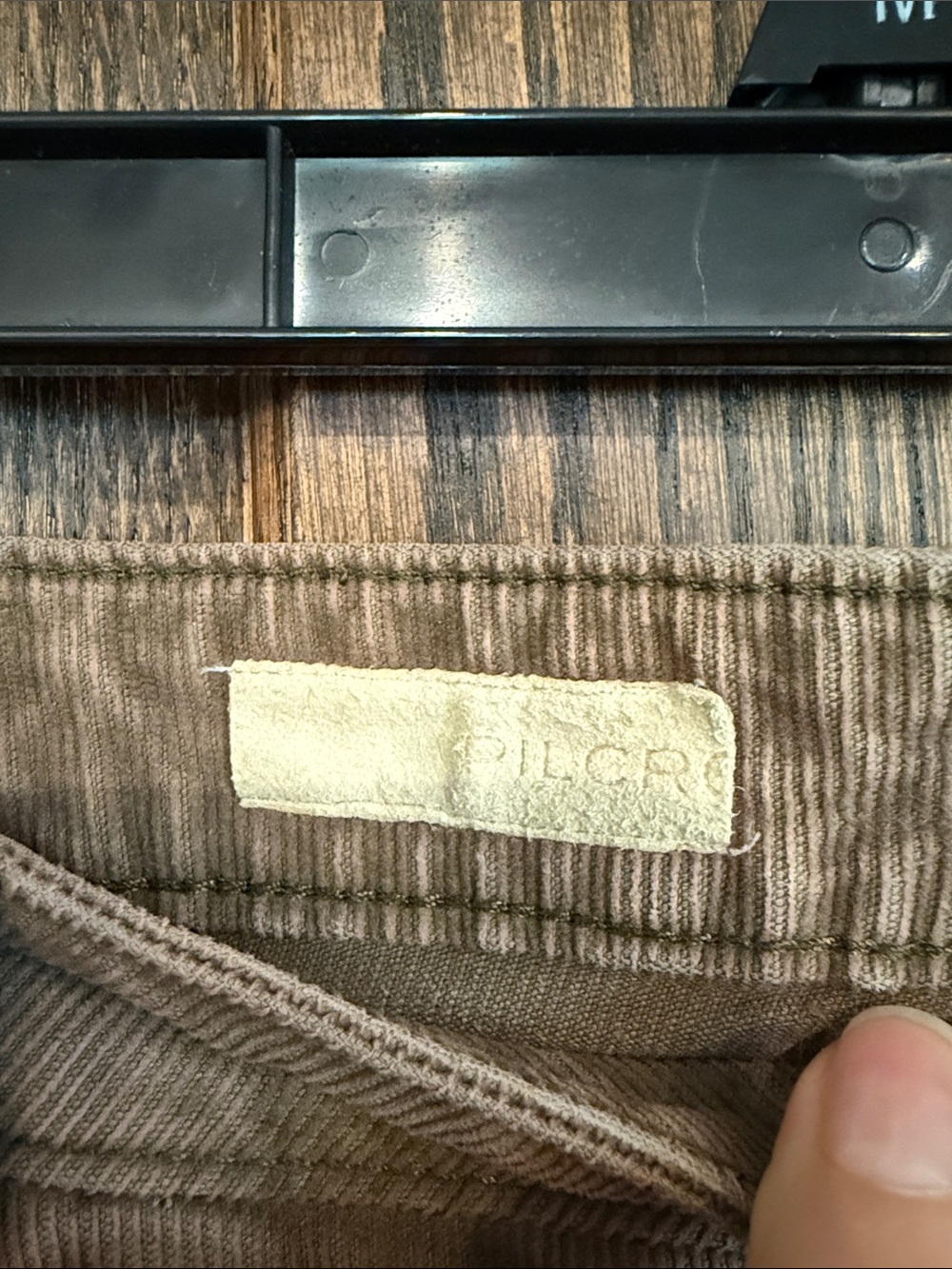 Pilcro Wide-Leg Baggy Corduroy Jeans in Light Brown Size 31 - Picture 2 of 12